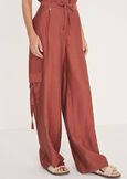 Pantaloni Pecan in viscosa

 MARRONEBLU OTTANIO Donna immagine n. 2