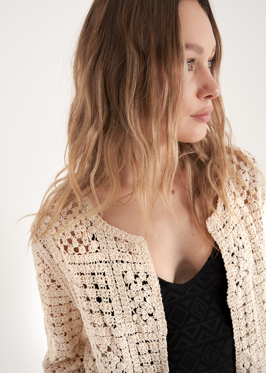 Cardigan Chandra crochet con maniche 3/4
 BEIGE Donna , immagine n. 2