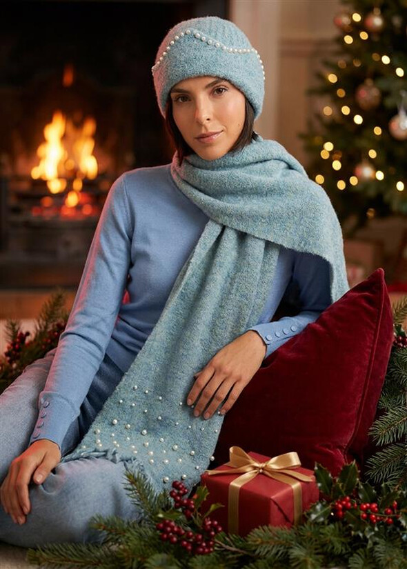 Gift Idea – Pearl-Detail Scarf e Matching Beanie CELESTE FIORDALISO Woman null