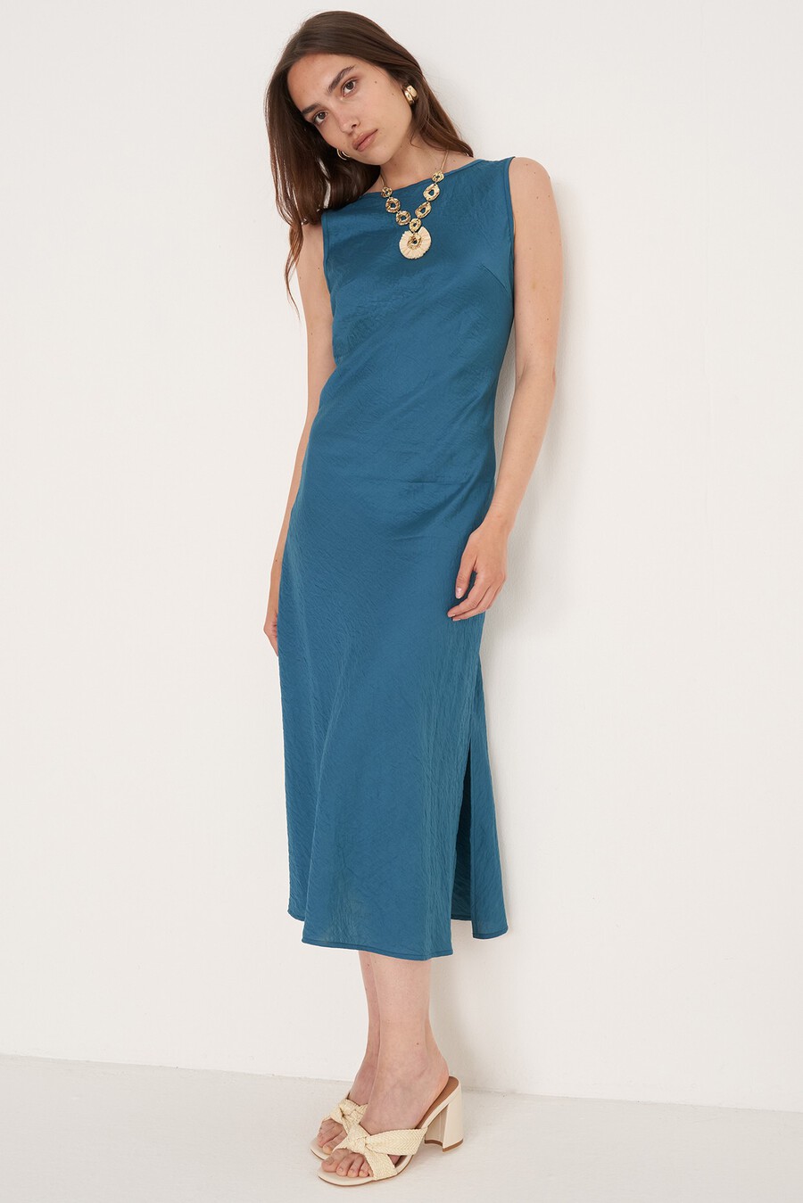 Abito Ander in viscosa

 MARRONEBLU OTTANIO Donna , immagine n. 1