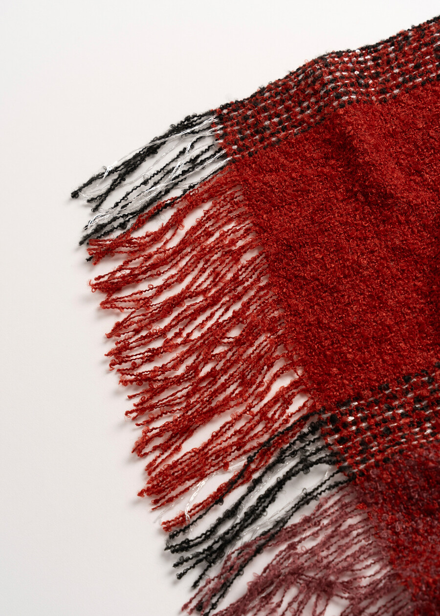 Sciarpa Sonya macro check bouclé MARRONE CAFFEROCHF Donna , immagine n. 3