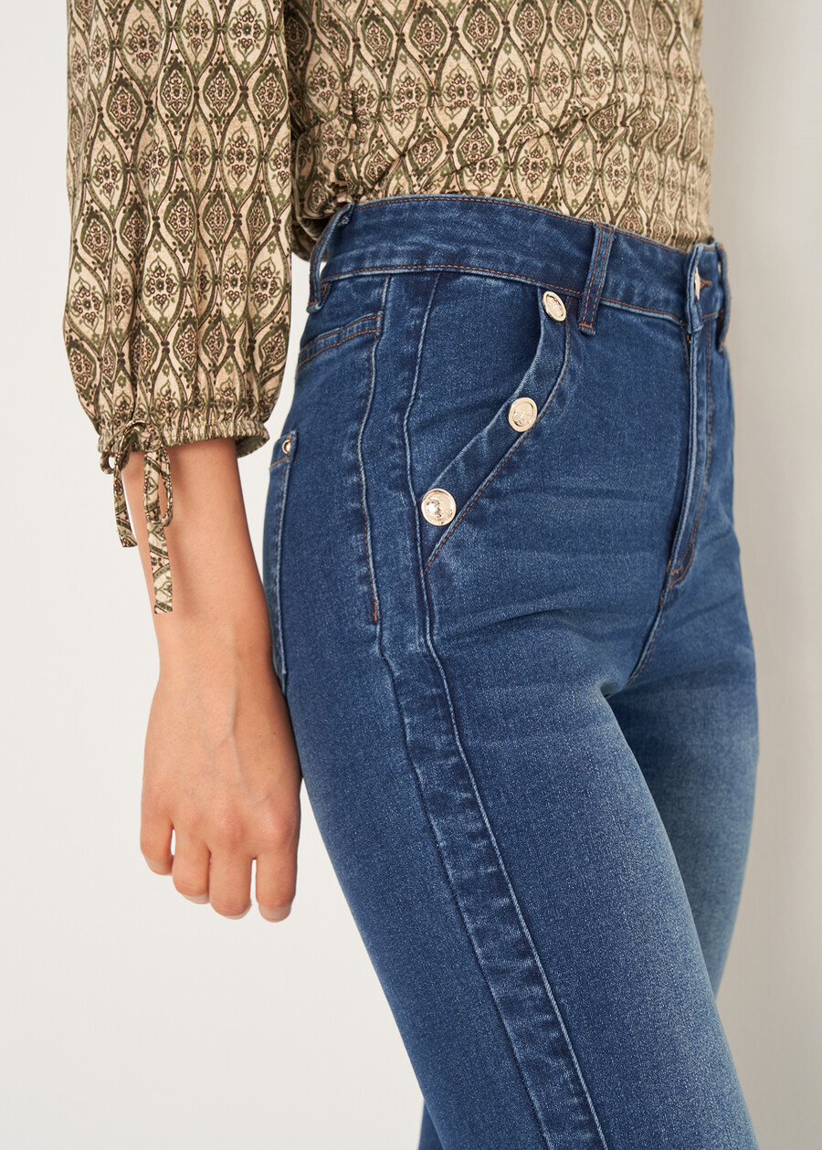 Jeans CindyJ-U gamba flare con bottoni oro DENIM MEDIUM DENIM Donna , immagine n. 3