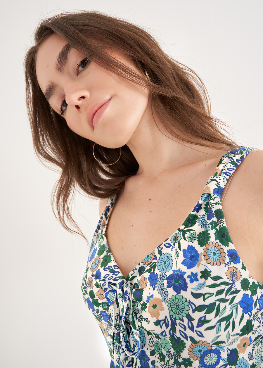 Top Tries With V-Neck And Ruffles VERDE Woman , image number 2