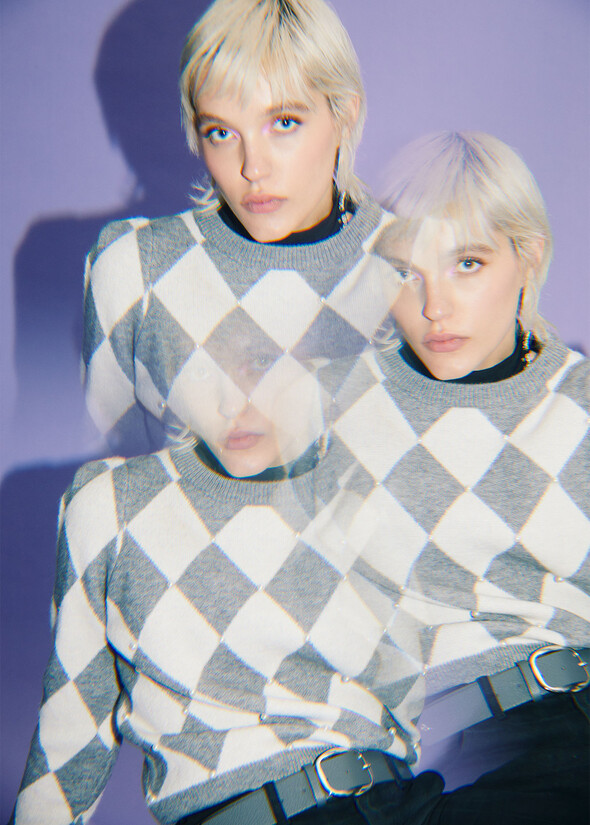 Monny sweater with pearls GRELA Woman null