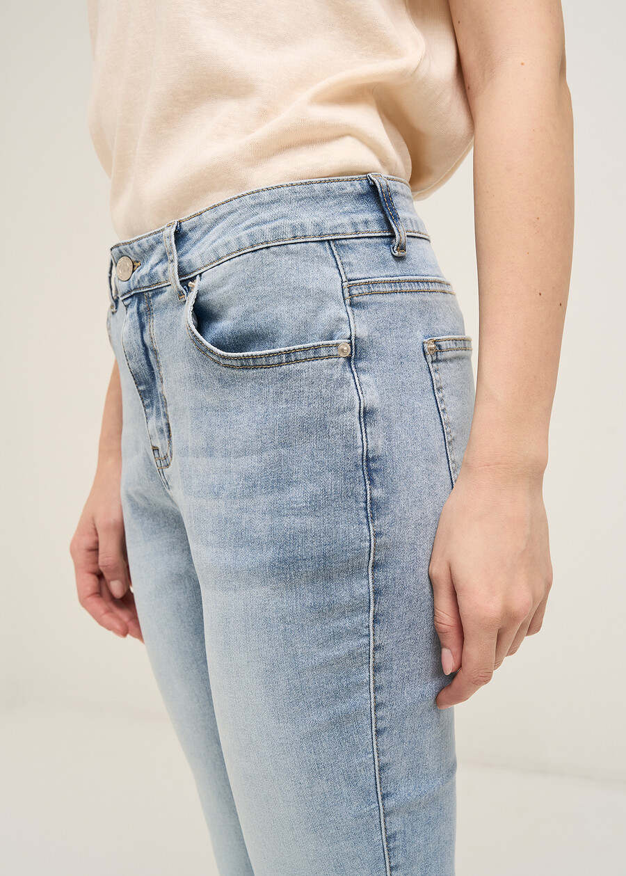 Jeans Dixos ricami e paillettes DENIM MEDIUM DENIM Donna , immagine n. 4