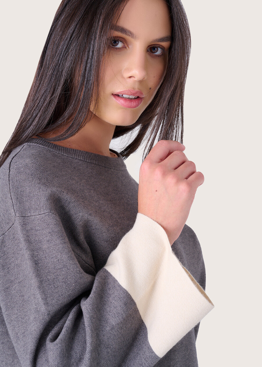 Maglia Manuela con scollo tondo GRIGIO DARKGREY Donna , immagine n. 2