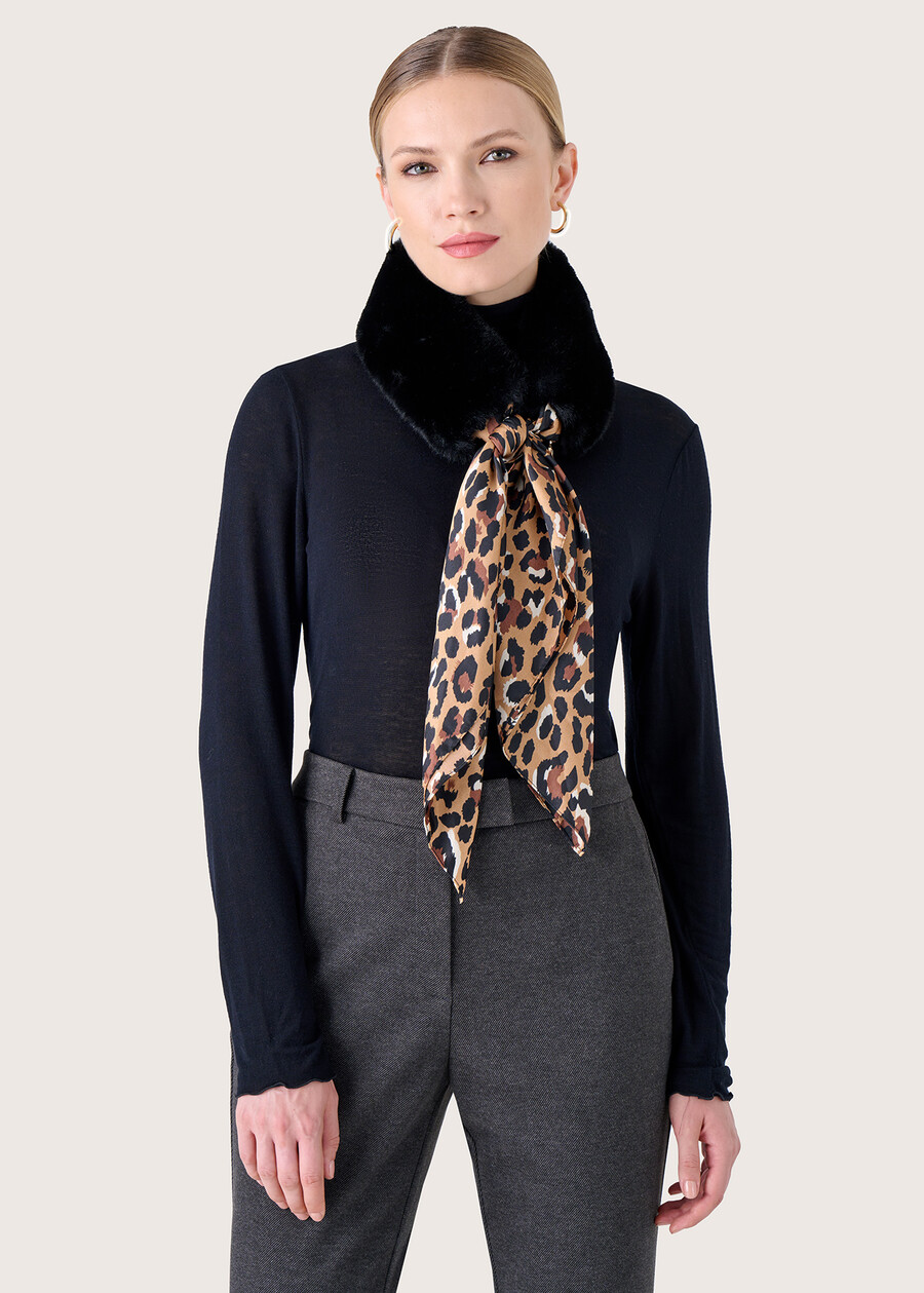 Sama eco-fur collar  Woman , image number 1