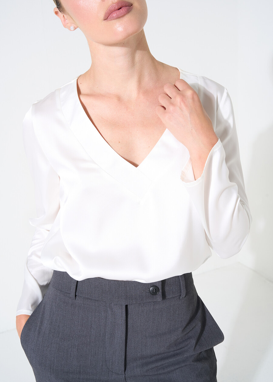 Blusa Beatrice con scollo a V NERO BLACKBIANCO WHITEBLU Donna , immagine n. 2