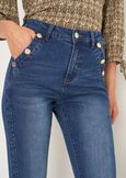 Jeans CindyJ-U gamba flare con bottoni oro DENIM MEDIUM DENIM Donna immagine n. 4