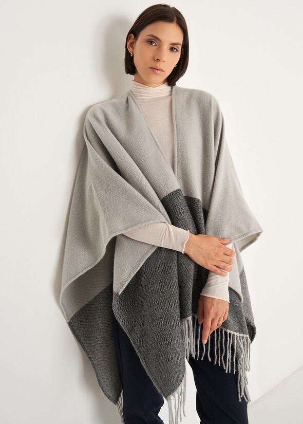 Mantella Maika bicolor con frange Mantella Maika bicolor con frange GRIGIO LIGHT GREY Donna null