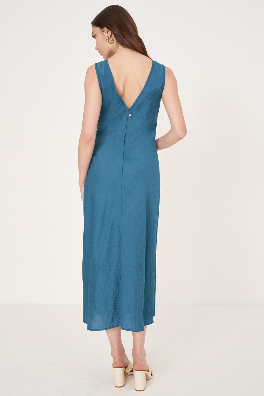 Abito Ander in viscosa

 MARRONEBLU OTTANIO Donna , immagine n. 3