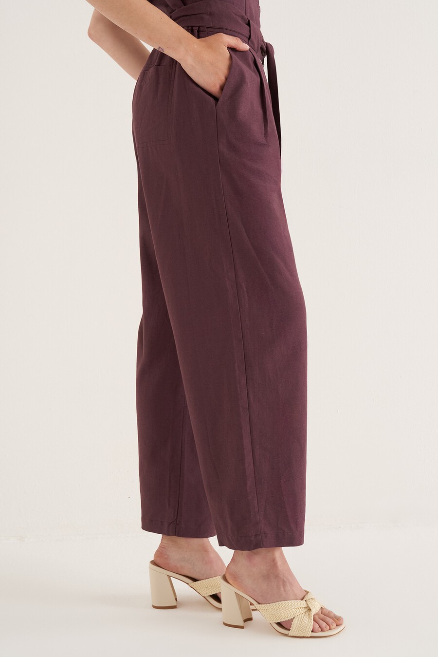 Penty linen-blend trousers
 VIOLA MELANZANABIANCO BURRO Woman , image number 2