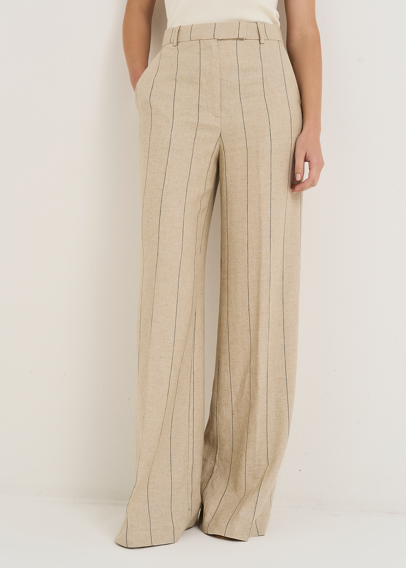 Paky linen blend trousers 113325 - Woman - Camomilla Italia®
